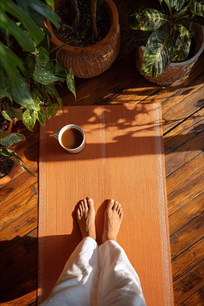 solarselle77-yoga-mat-10048058_1920 Práticas de Autocuidado que Nutrem o Corpo e a Mente para uma Vida em Equilíbrio